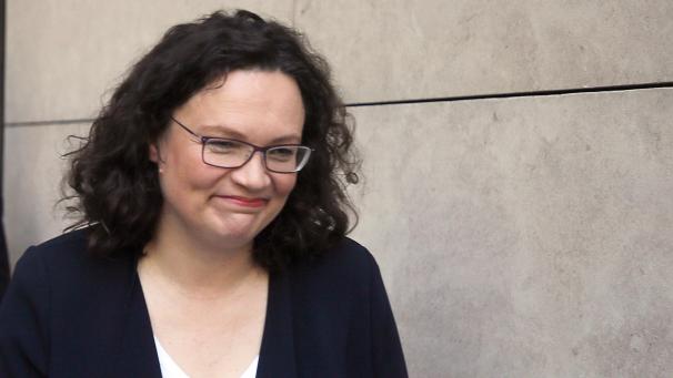 <p>Andrea Nahles ist seit Montagmorgen nicht mehr Vorsitzende der SPD. Die Partei wird vorläufig von einem Trio geführt.</p>