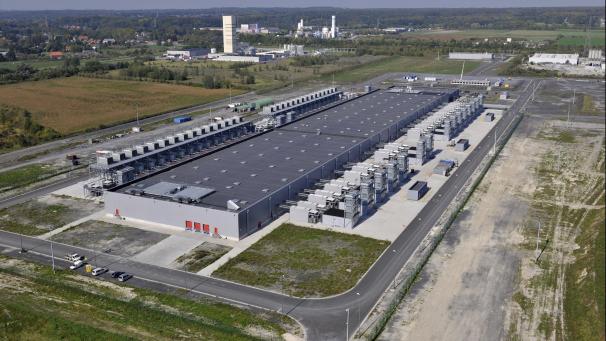 <p>Blick auf die bestehende Anlage des Internetgiganten Google in Saint-Ghislain in der Nähe von Mons (Provinz Hennegau). Der Konzern will sein Engagement weiter ausbauen.</p>