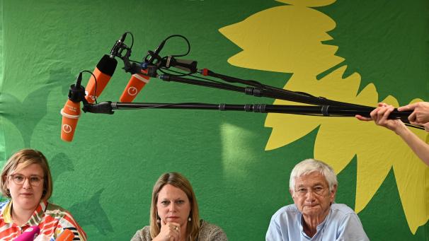 <p>In Bremen werden die Grünen dem Wahlverlierer SPD in eine neue Mehrheit in der Bürgerschaft verhelfen. Wahlsieger CDU bleibt wohl außen vor.</p>