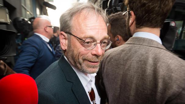 <p>Der N-VA-Fraktionsvorsitzender Peter De Roover hat die Konsultationen mit dem Vlaams Belang verteidigt.</p>