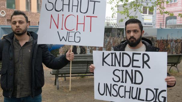 <p>Demonstration in Berlin für die Rückführung der Kinder von IS-Kämpfern aus Syrien.</p>