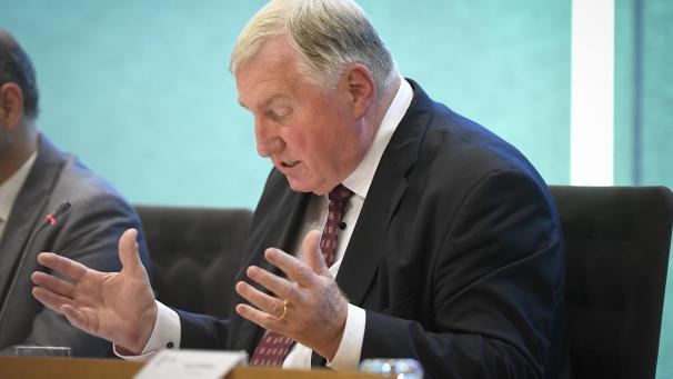 <p>Karl-Heinz Lambertz ist wieder Parlamentspräsident.</p>