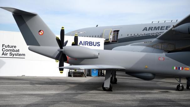 <p>Airbus hat bei der Luftfahrtschau seinen US-Rivalen Boeing in dessen schwerer Krise ausgestochen.</p>