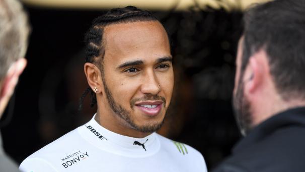<p>Für Weltmeister Lewis Hamilton ist Spagat zwischen Hochleistungssport und Show kein Widerspruch.</p>