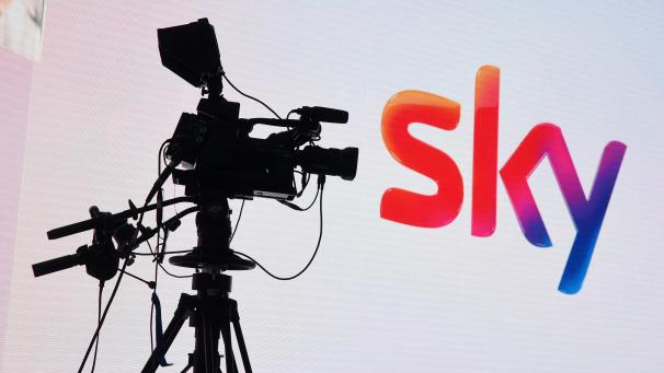 <p>In dieser Woche sind fünf Personen aus der Eifel in den Fokus der Justiz geraten. Ihnen wird vorgeworfen, dass sie systematisch das Sky-Angebot auch für ostbelgische Zuschauer möglich machten und dafür auch Geld kassierten.</p>