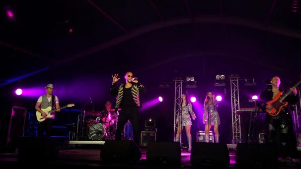 <p>Die Disco Party Show auf dem Festival Vibrations in Malmedy. Bild: NC-Media</p>