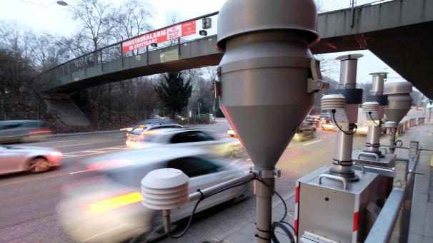 <p>Bürger sollen die Standortwahl von Messstellen vor Gericht prüfen lassen können.</p>