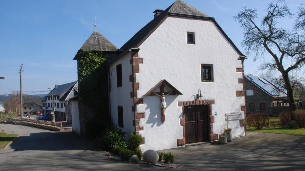 <p>Eine Arbeitsgruppe soll sich mit dem Umbau der alten Vikarie im Zentrum von Amel beschäftigen. Die Umsetzung der Pläne wird aber nicht vor 2020 erfolgen.</p>