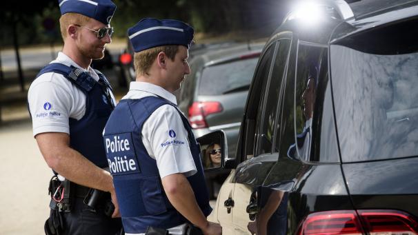 <p>Verurteilte Verursacher tödlicher Unfälle und andere Verkehrsverbrecher müssen sich bis auf Weiteres keine großen Sorgen machen, wenn sie eine Polizeikontrolle passieren.</p>