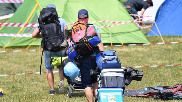 <p>Die Festivalbesucher hätten gerne ihre Zelte aufgeschlagen, doch dazu kam es erst gar nicht.</p>
