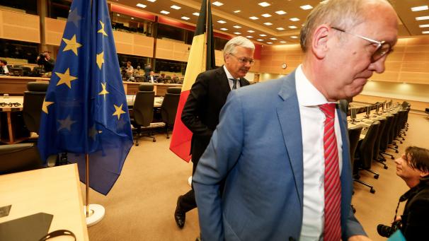 <p>Das Informatoren-Tandem Johan Vande Lanotte (r.) und Didier Reynders ist seit einem Monat bemüht, einen Ausweg aus der Sackgasse zu finden. Bislang vergeblich.</p>
