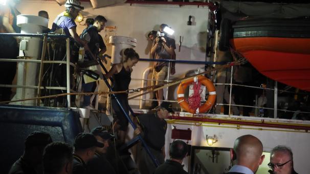 <p>Carola Rackete wurde festgenommen und auf der sizilianischen Insel unter Hausarrest gestellt.</p>