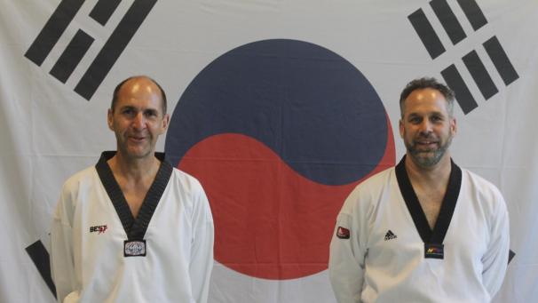 <p>Stéphane Rossi (l.) und Frank Margreve kümmern sich um die Ausbildung in St.Vith und Bütgenbach.</p>