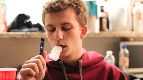 <p>Das Gesundheitsministerium will verhindern, dass Minderjährige Juul in Belgien kaufen.</p>