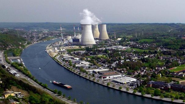 <p>In Tihange entstehen neue Lager für Atommüll.</p>