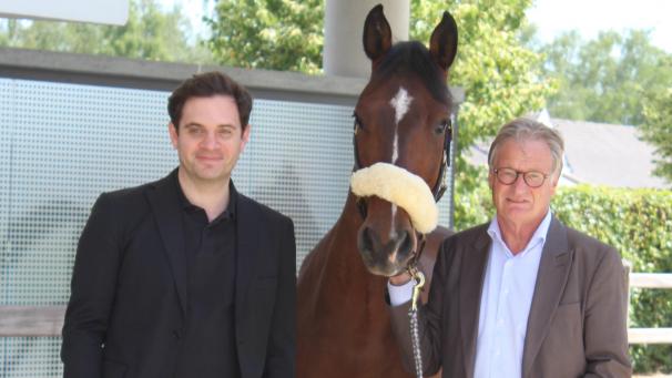 <p>Christopher Ward und Frank Kemperman (r.).</p>