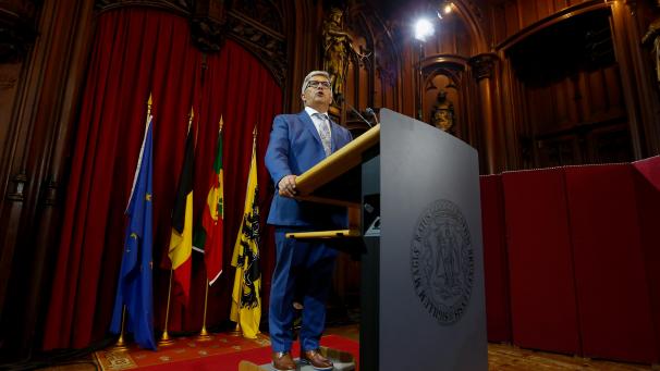 <p>Schon während seiner Rede zum flämischen Tag war sein Ende schon besiegelt: Kris Van Dijck (N-VA).</p>