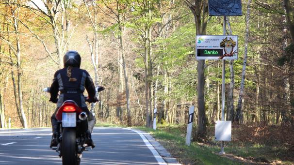 <p>Motorradfahrer sind in der Eifel willkommen, nicht aber der kleine Anteil von „Heizern und Rasern“, sagen die Bürgermeister.</p>