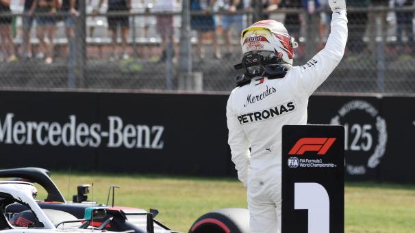 <p>Lewis Hamilton aus Großbritannien vom Team Mercedes-AMG Petronas gewinnt das Qualifiyng.</p>