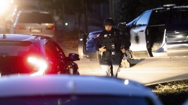 <p>Durch Schüsse bei einem Festival in Kalifornien sind mindestens vier Menschen getötet worden, darunter auch der Schütze.</p>