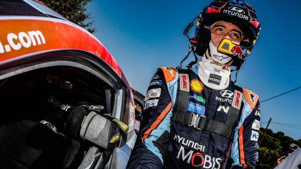 <p>Thierry Neuville</p>