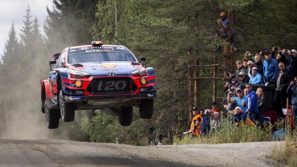 <p>Große Sprünge von Thierry Neuville, aber nur Platz sechs in Finnland.</p>