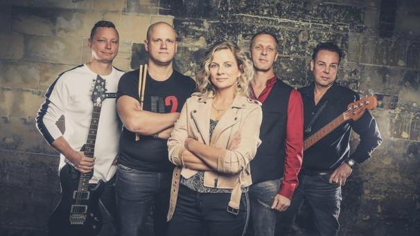 <p>The Coverband Re-fuse war auch schon im Pub-Café zu Gast.</p>