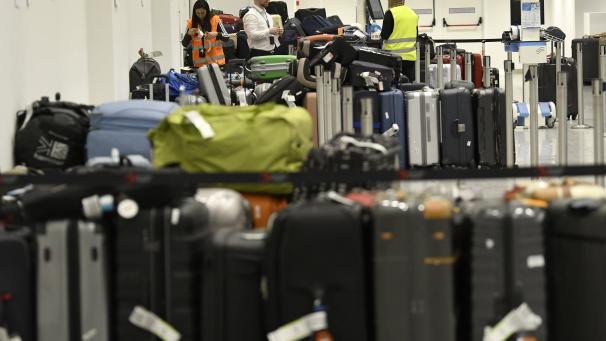 <p>In den letzten Monaten sind die Gepäckförderbände am Brüsseler Landesflughafen wegen technischer Probleme immer wieder ausgefallen.</p>