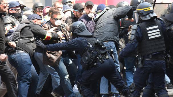 <p>Bürgerkriegsähnliche Zustände gab es schon in Paris: Es könnte nur der Anfang gewesen sein.</p>