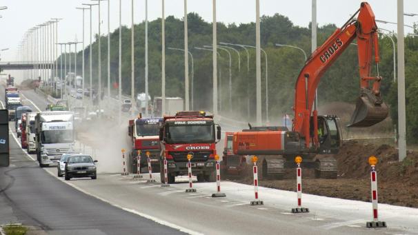 <p>Fuß vom Gas bei Baustellen auf Autobahnen.</p>