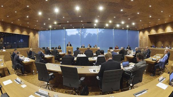 <p>Blick in den Plenarsaal des DG-Parlamentes<br />
Archivfoto: David Hagemann</p>