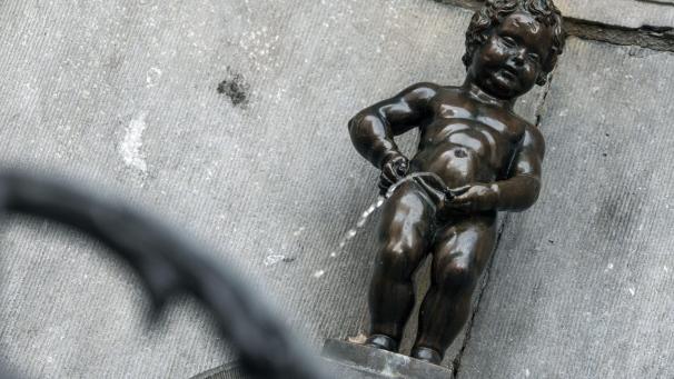 <p>Inzwischen wurde die Brunnenfigur wieder auf Hochglanz gebracht.</p>