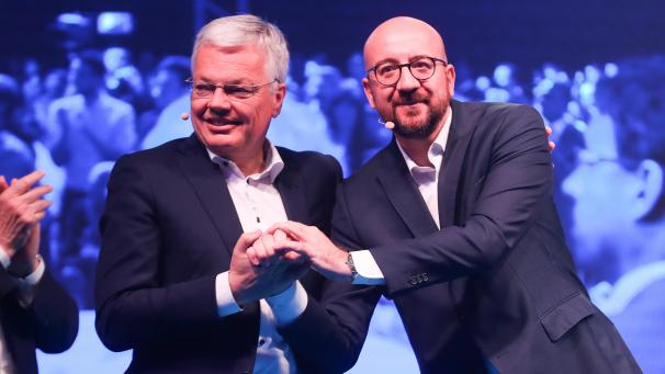<p>Didier Reynders (l.) und Charles Michel: Mit ihrem Weggang nach Europa wird die MR zweifach enthauptet.</p>