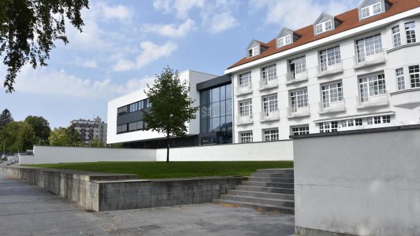 <p>Das Areal vor dem neuen Eupener Verwaltungsgebäude wird gestaltet. Wie genau, soll nun ein Projektautor erarbeiten.</p>