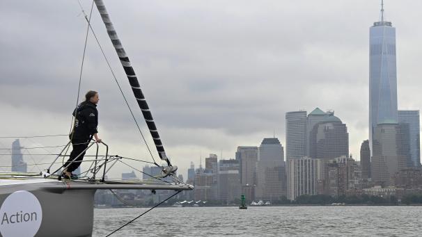<p>Geschafft: Greta Thunberg auf der „Malizia“ vor der Skyline von New York.</p>