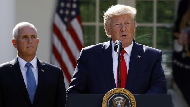 <p>US-Präsident Donald Trump (rechts) sagt wegen des herannahenden Hurrikans „Dorian“ seine fürs Wochenende geplante Reise nach Polen ab.</p>