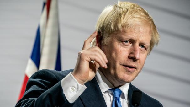<p>Johnson lehnt vor allem die im bisherigen Abkommen vereinbarte Garantieklausel für eine offene Grenze ab, den sogenannten Backstop.</p>
