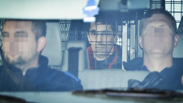 <p>Michel Lelièvre ist frei. Doch der ehemalige Handlanger von Marc Dutroux muss sich an gewisse Auflagen halten.</p>