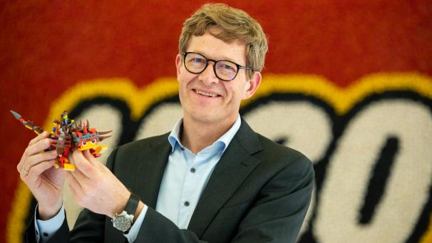<p>Niels B. Christiansen, Geschäftsführer von Lego, auf der Spielwarenmesse 2019. Beim dänischen Spielzeuggiganten sind die Zeiten der Zurückhaltung vorbei.</p>