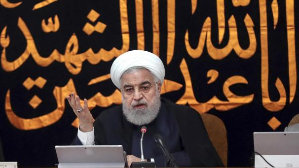 <p>Im gefährlichen Atomkonflikt mit dem Iran droht eine weitere Eskalation. Präsident Hassan Ruhani (Foto) kündigte in dieser Woche die dritte Stufe des Rückzugs aus der Vereinbarung an.</p>