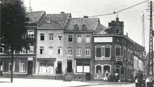 <p>Diese Häuser wurden am 11. September 1944 ein Raub der Flammen.</p>