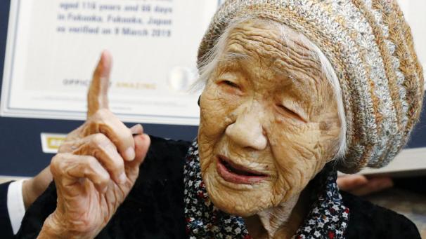 <p>Kane Tanaka, eine 116-jährige Japanerin, trägt derzeit den Titel als ältester Mensch der Welt.</p>