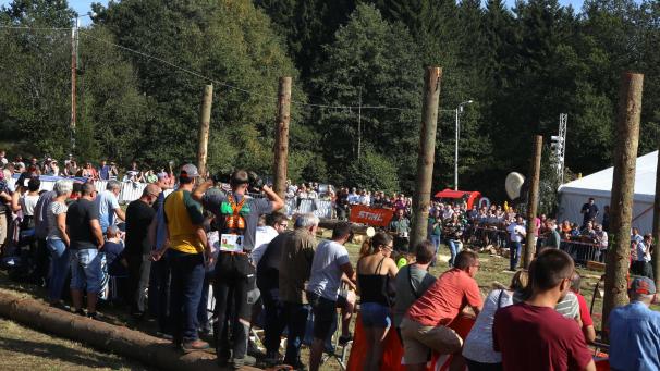 <p>Das Gelände in Ster war gut besucht.</p>