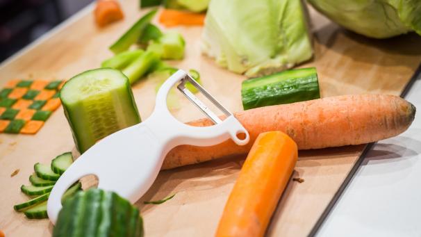 <p>Der Begriff Rohkost bezeichnet im allgemeinen Sprachgebrauch meist einfach rohes Obst und Gemüse.</p>