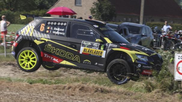 <p>Vier Fahrer kämpfen am Samstag bei der East Belgian Rally um den Sieg und um den Titel in der Rallye-Landesmeisterschaft, so auch Skoda-Förderpilot Sébastien Bedoret, dessen Lehrmeister kein Geringerer als Fast Freddie alias Ex-Champion Freddy Loix ist.</p>