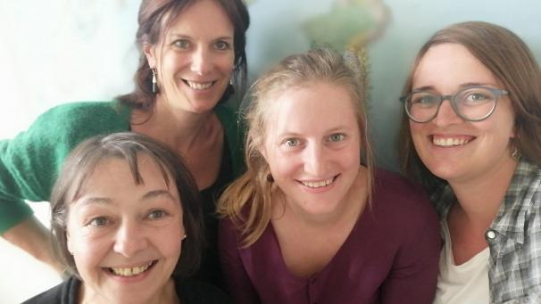 <p>Tanja Mertens, Nathalie Peters, Bénédicte Barth und Johanna Tumler (von links): Beim „Refugee Walk“ solidarisieren sie sich mit Flüchtlingen und Asylbewerbern. Am kommenden Sonntag findet die Aktion in Löwen statt.</p>
