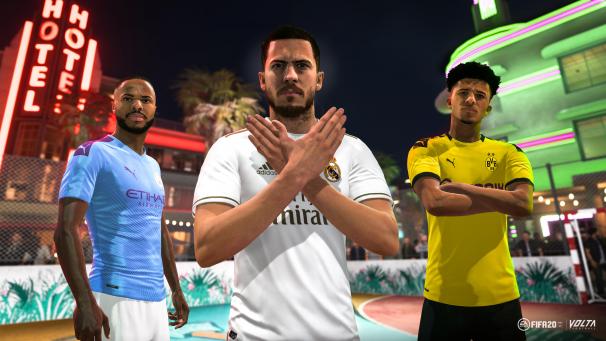 <p>Kleine Teams, große Attitüde: Wie die virtuellen Kicker (vorne Eden Hazard) genau auftreten, dürfen Spieler im „Volta“-Modus von „Fifa 20“ frei entscheiden.</p>