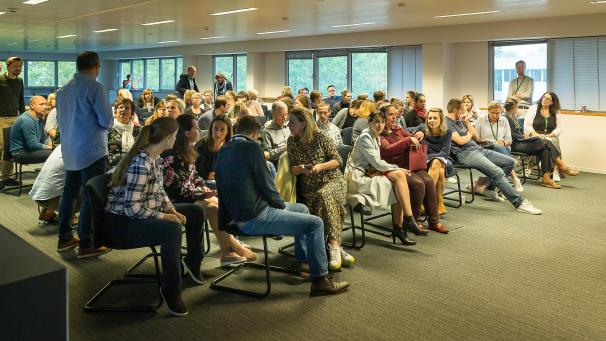 <p>Am Donnerstag informierten die Konkursverwalter das Personal der drei insolventen Unternehmen von Thomas Cook Belgien über ihren Jobverlust.</p>