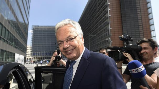 <p>Bevor er ins Gebäude der EU-Kommission (im Hintergrund) einziehen kann, muss Reynders noch das Examen im Parlament bestehen.</p>