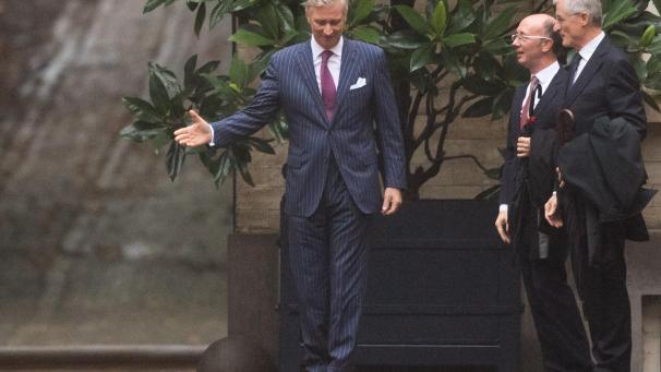 <p>König Philippe empfängt Geert Bourgeois (r.) und Rudy Demotte.</p>